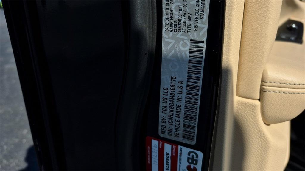 used 2021 Jeep Grand Cherokee L car, priced at $28,099