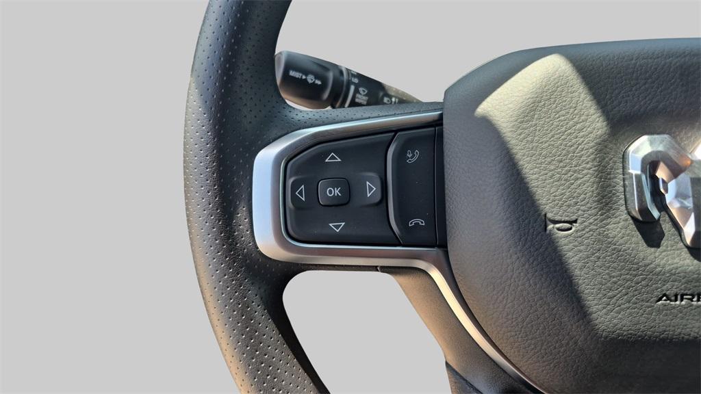 new 2025 Ram 1500 car, priced at $47,000
