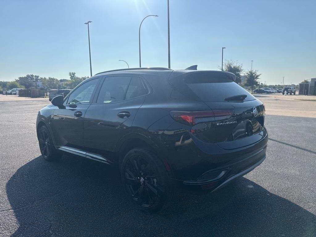 used 2023 Buick Envision car, priced at $24,398