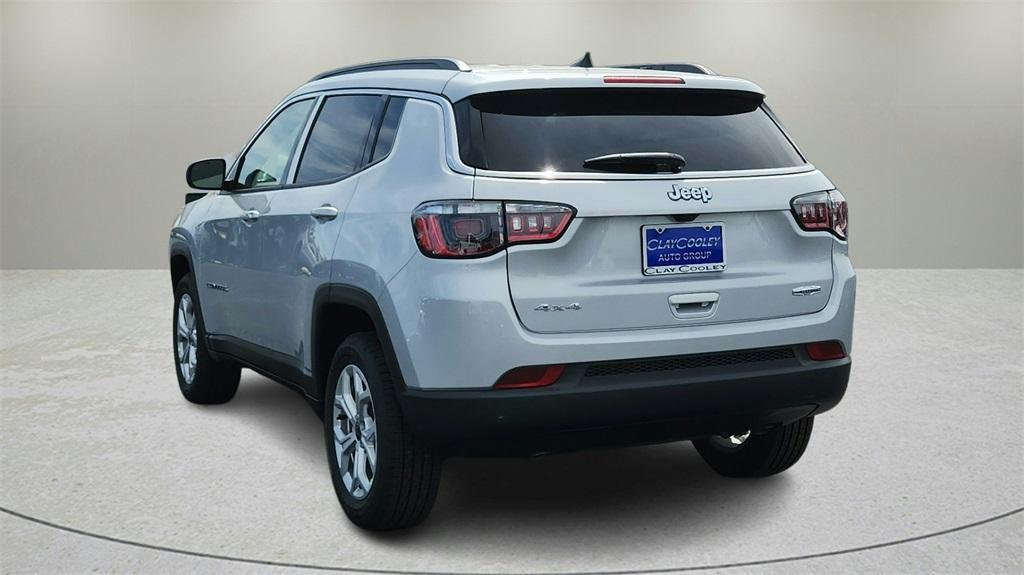 new 2025 Jeep Compass car, priced at $25,000