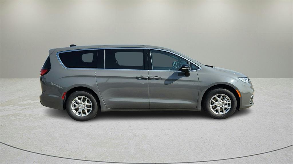 new 2025 Chrysler Pacifica car, priced at $39,000