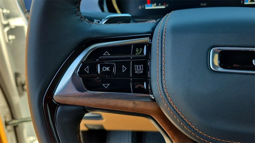 new 2025 Jeep Grand Cherokee L car, priced at $67,522