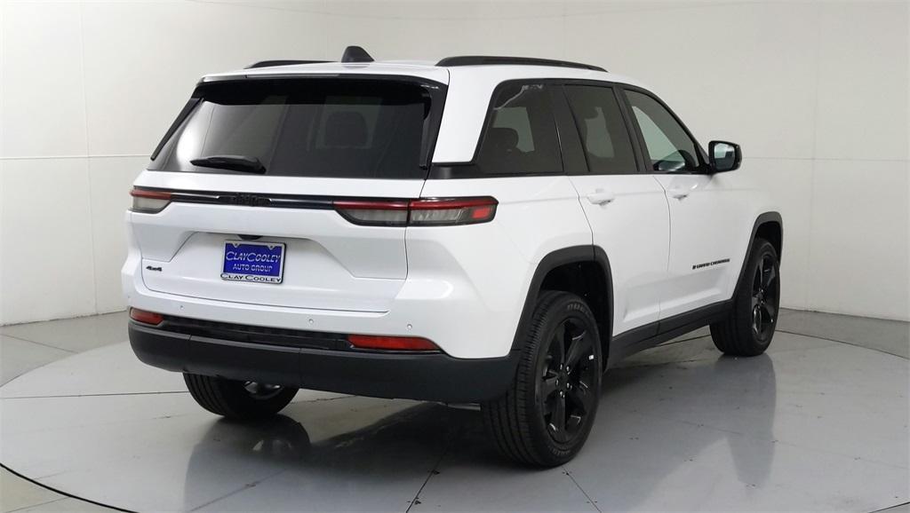 new 2024 Jeep Grand Cherokee car, priced at $39,500