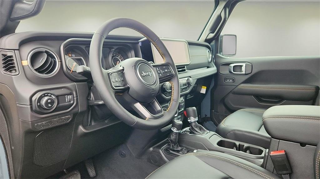 new 2025 Jeep Gladiator car, priced at $41,750