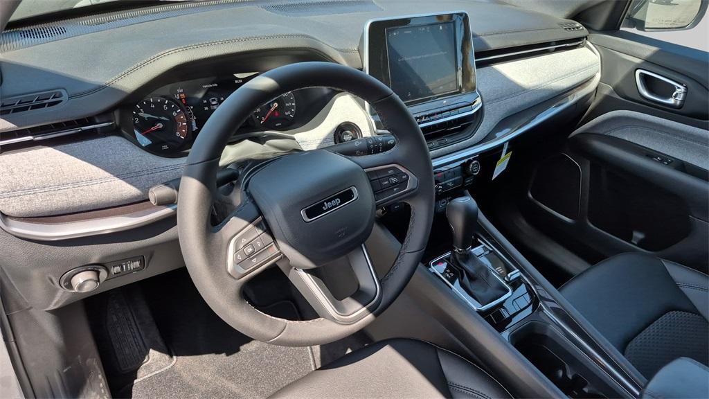 new 2025 Jeep Compass car, priced at $29,546