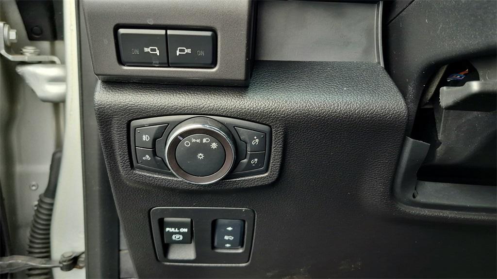 used 2018 Ford F-150 car, priced at $23,595