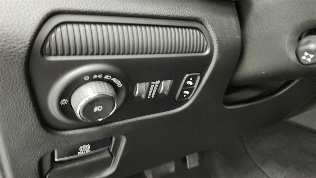 used 2022 Jeep Wagoneer car, priced at $52,000