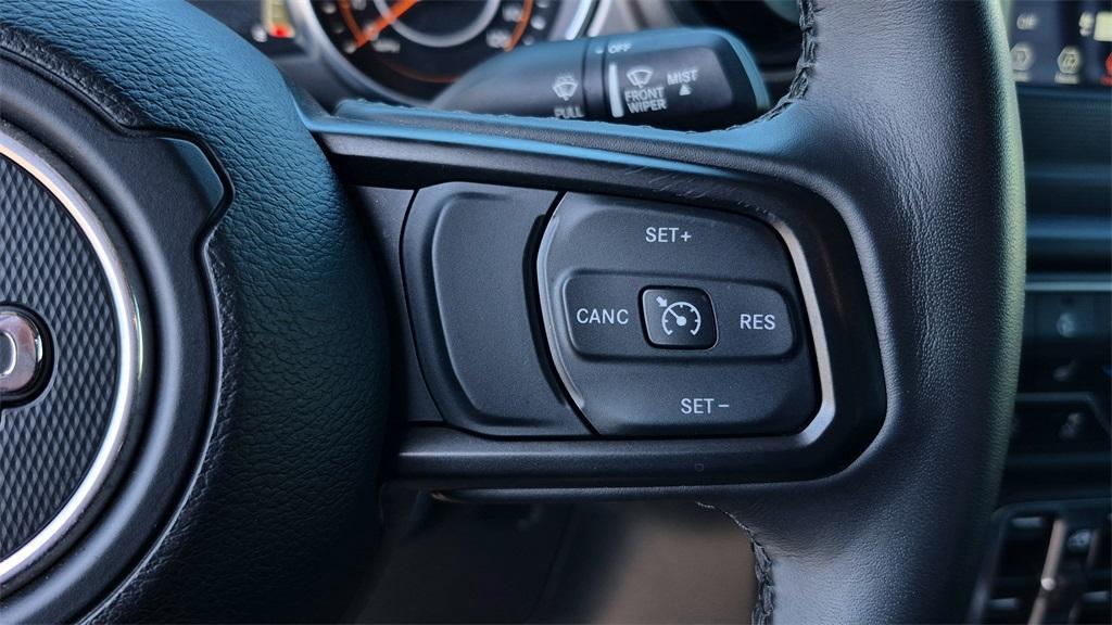 used 2022 Jeep Gladiator car, priced at $33,000