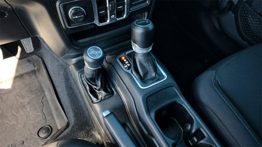 used 2022 Jeep Gladiator car, priced at $33,000