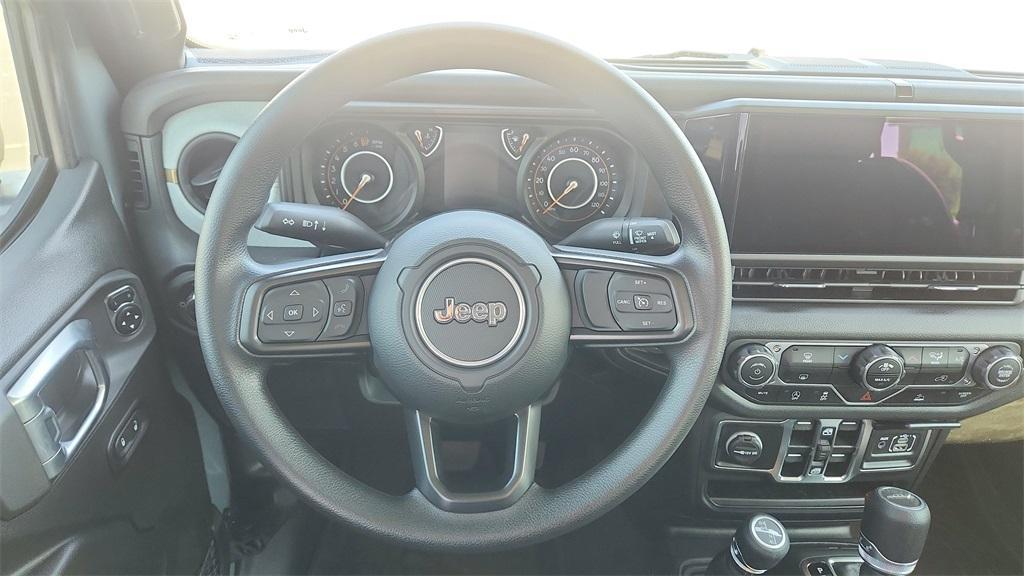 new 2025 Jeep Gladiator car, priced at $37,500