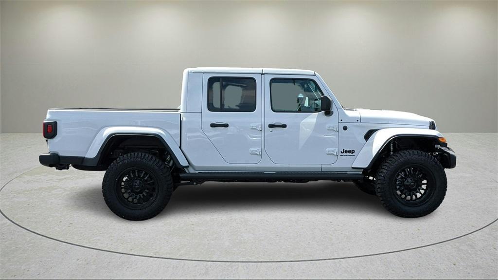 new 2025 Jeep Gladiator car, priced at $46,648