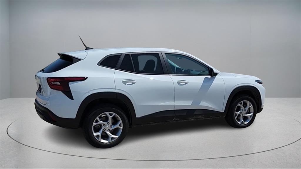 used 2024 Chevrolet Trax car, priced at $19,458