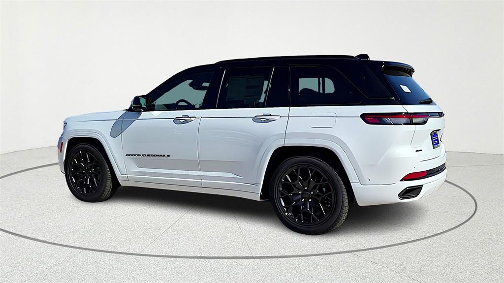 new 2025 Jeep Grand Cherokee car, priced at $65,562