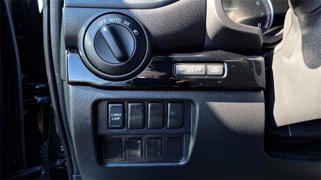 used 2022 Nissan Titan car, priced at $27,043