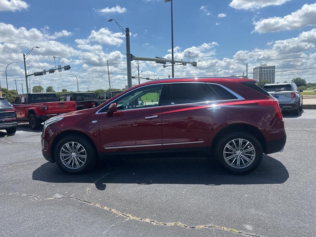 used 2017 Cadillac XT5 car, priced at $17,000