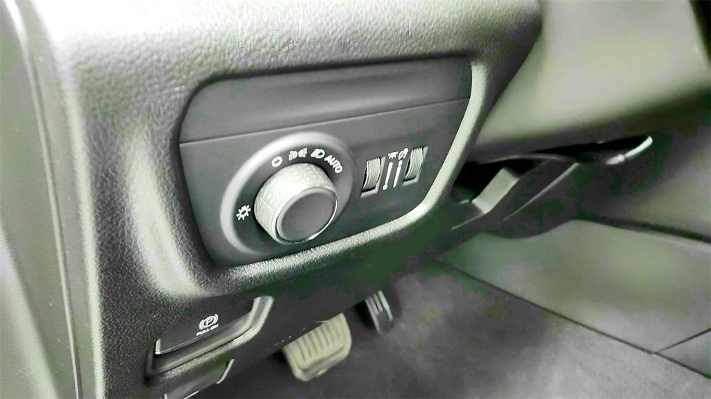 new 2025 Jeep Grand Cherokee L car, priced at $44,586