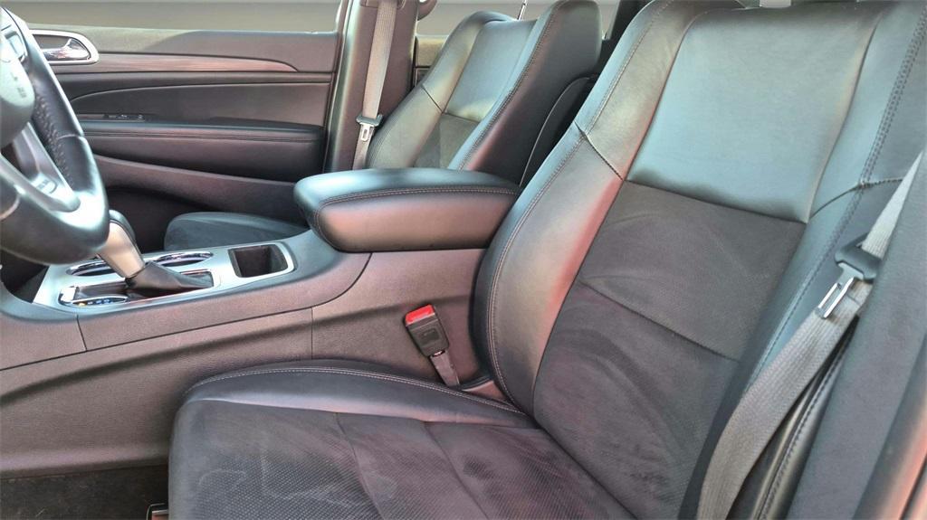 used 2021 Jeep Grand Cherokee car, priced at $26,000