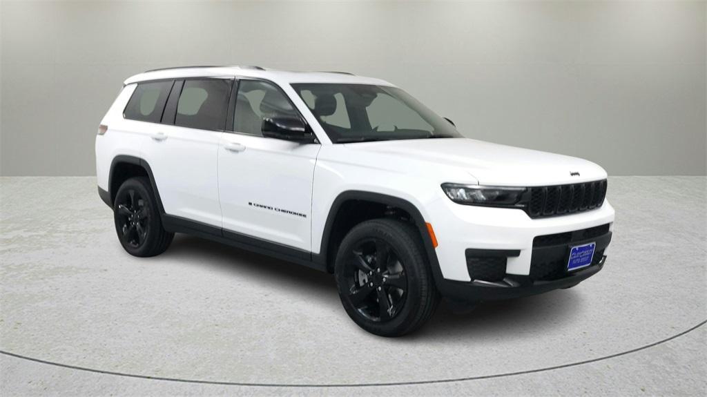 new 2024 Jeep Grand Cherokee L car, priced at $40,942