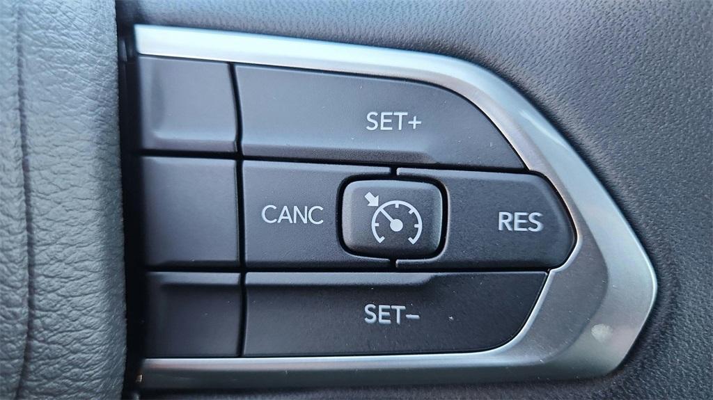 new 2025 Jeep Compass car, priced at $25,703