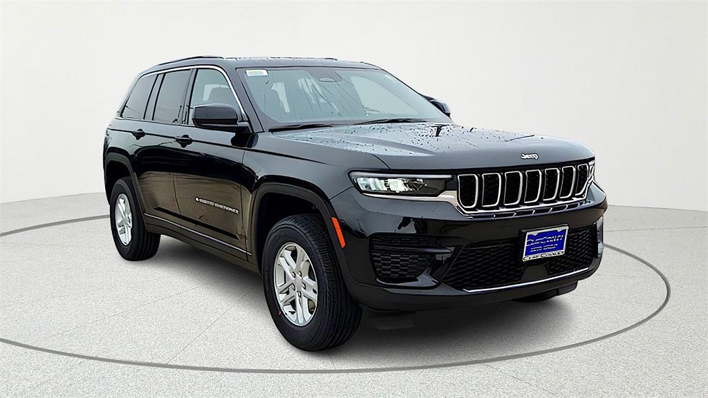new 2025 Jeep Grand Cherokee car, priced at $39,147