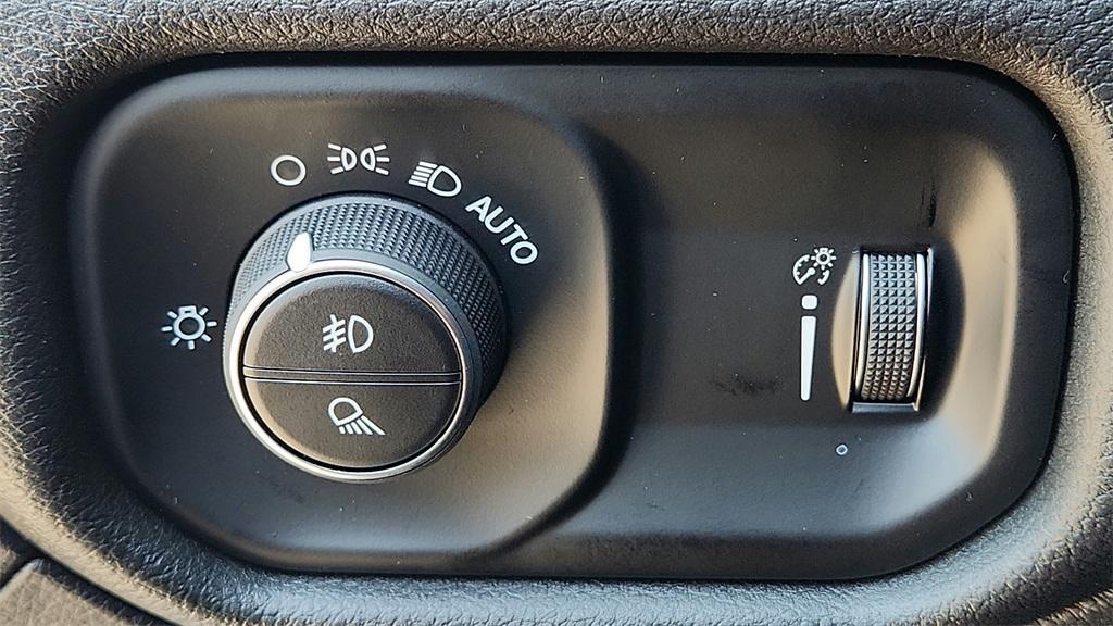 new 2025 Ram 1500 car, priced at $43,933