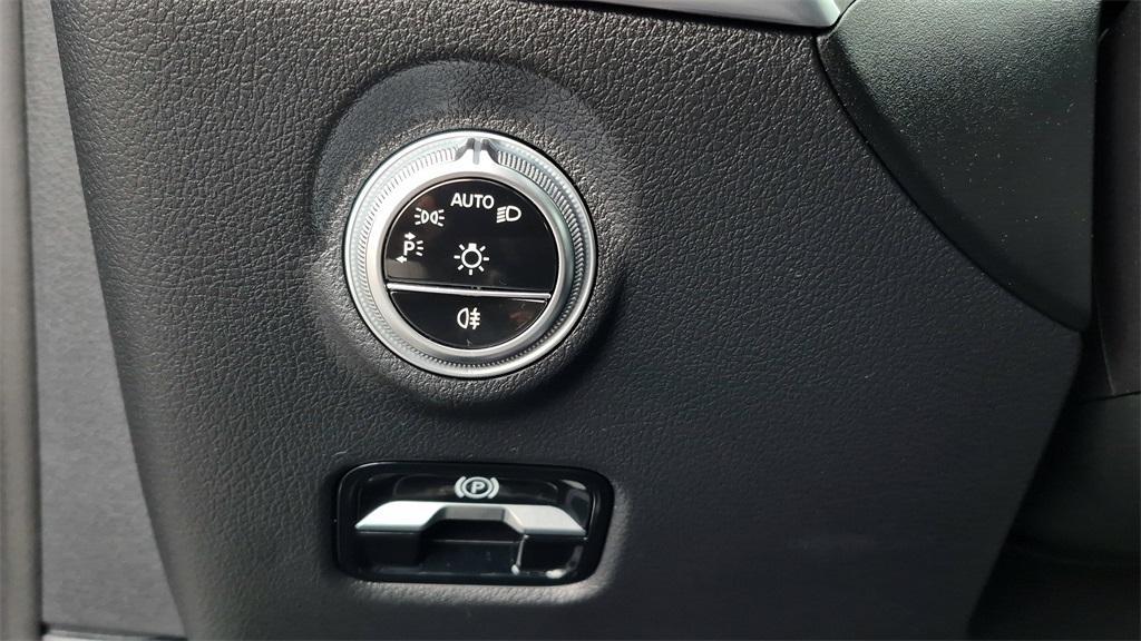 used 2024 Mercedes-Benz C-Class car, priced at $36,689