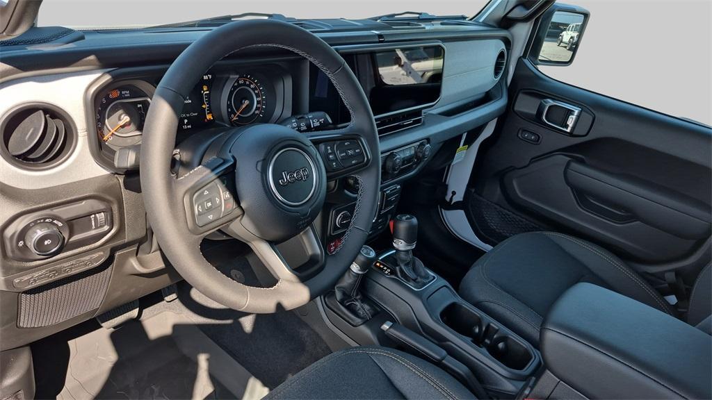 new 2025 Jeep Wrangler car, priced at $51,980