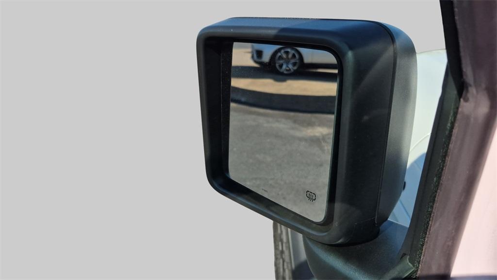 new 2025 Jeep Wrangler car, priced at $51,980