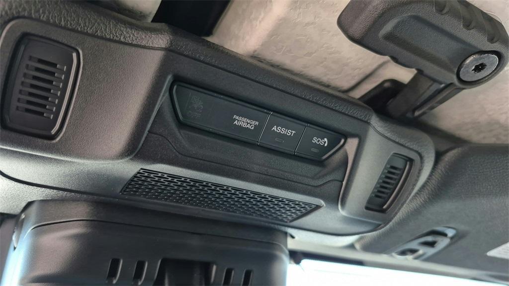 new 2025 Jeep Wrangler car, priced at $51,980