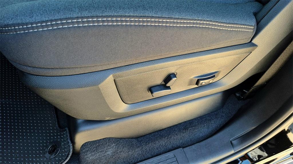 new 2025 Ram 3500 car, priced at $73,520