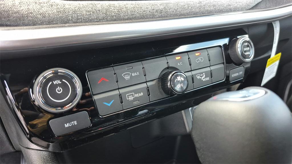 new 2025 Jeep Compass car, priced at $26,000