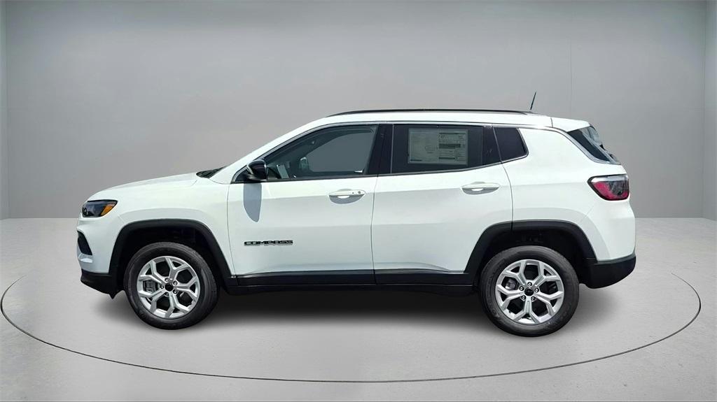 new 2025 Jeep Compass car, priced at $26,000