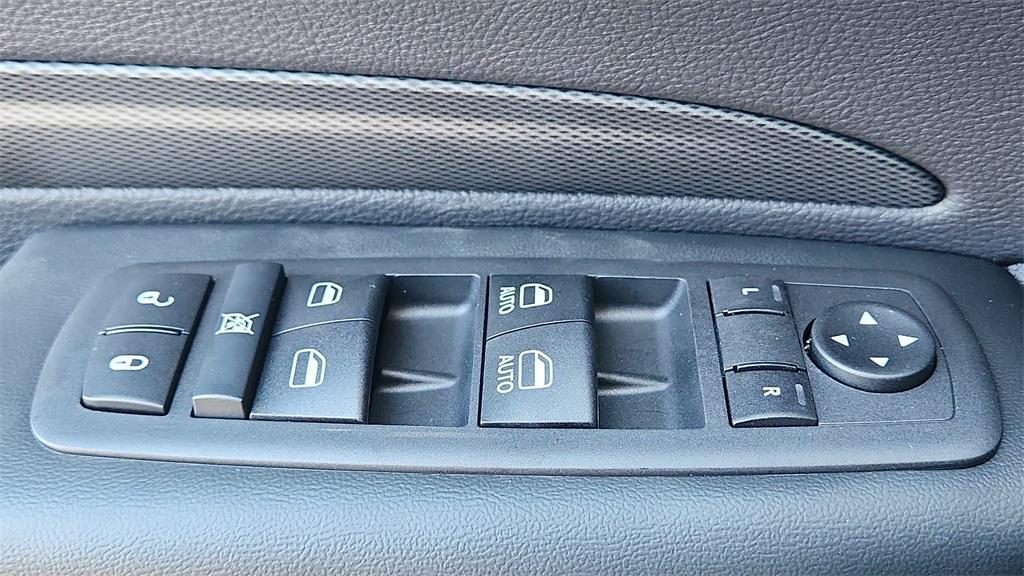 new 2025 Dodge Durango car, priced at $37,000