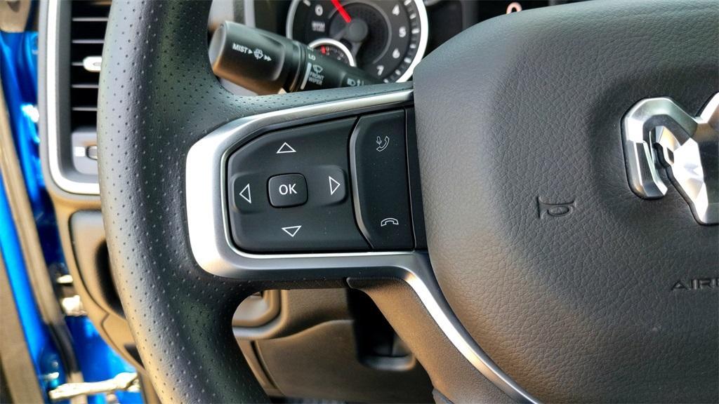 new 2025 Ram 1500 car, priced at $42,000