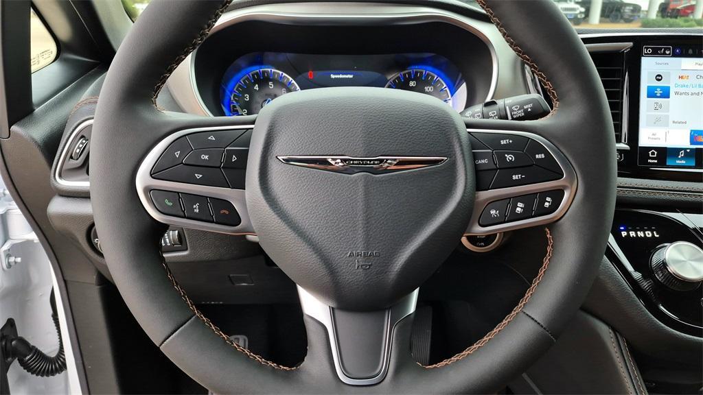 new 2026 Chrysler Pacifica car, priced at $51,555