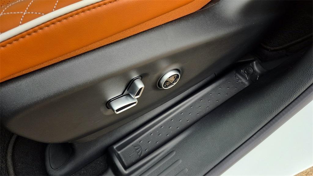 new 2026 Chrysler Pacifica car, priced at $51,555