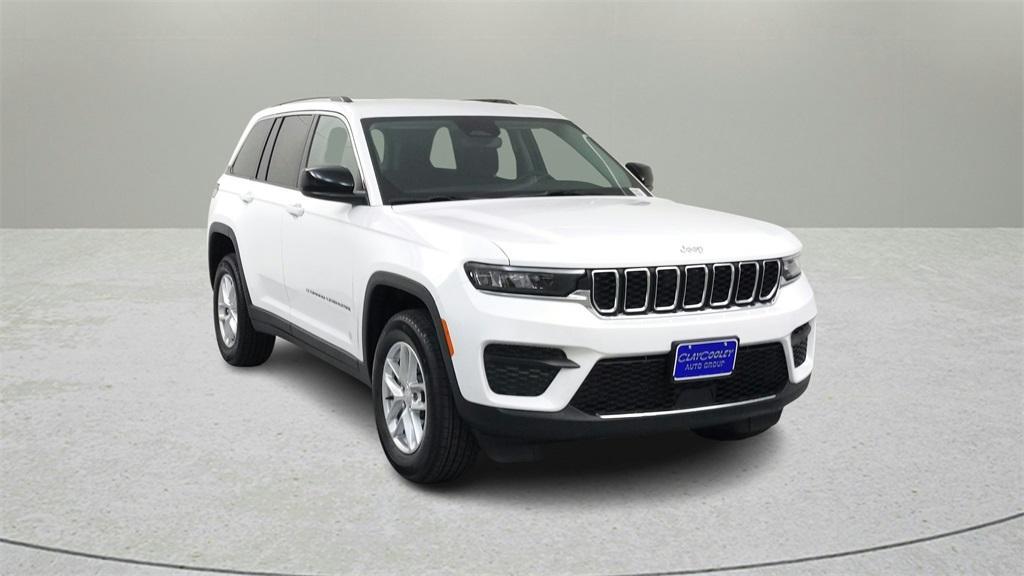 new 2024 Jeep Grand Cherokee car, priced at $34,461