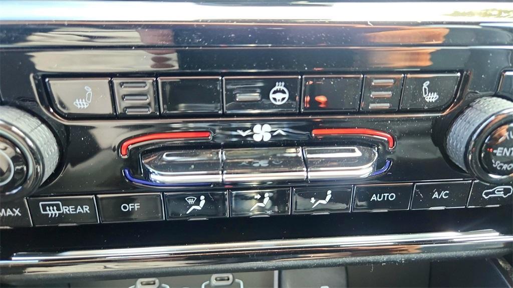 new 2025 Jeep Grand Cherokee car, priced at $40,630