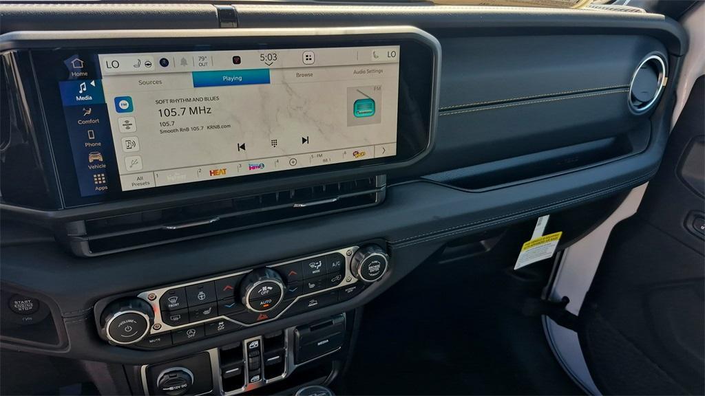 new 2025 Jeep Gladiator car, priced at $44,560