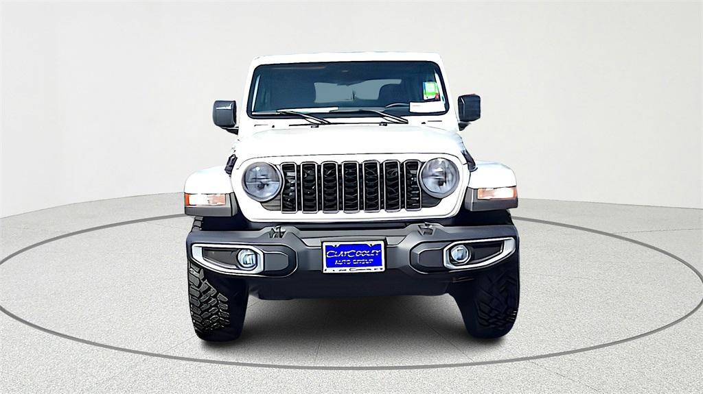 new 2025 Jeep Gladiator car, priced at $44,560