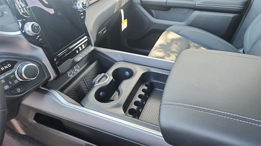 new 2025 Ram 1500 car, priced at $47,500