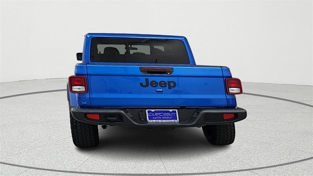 new 2025 Jeep Gladiator car, priced at $40,387