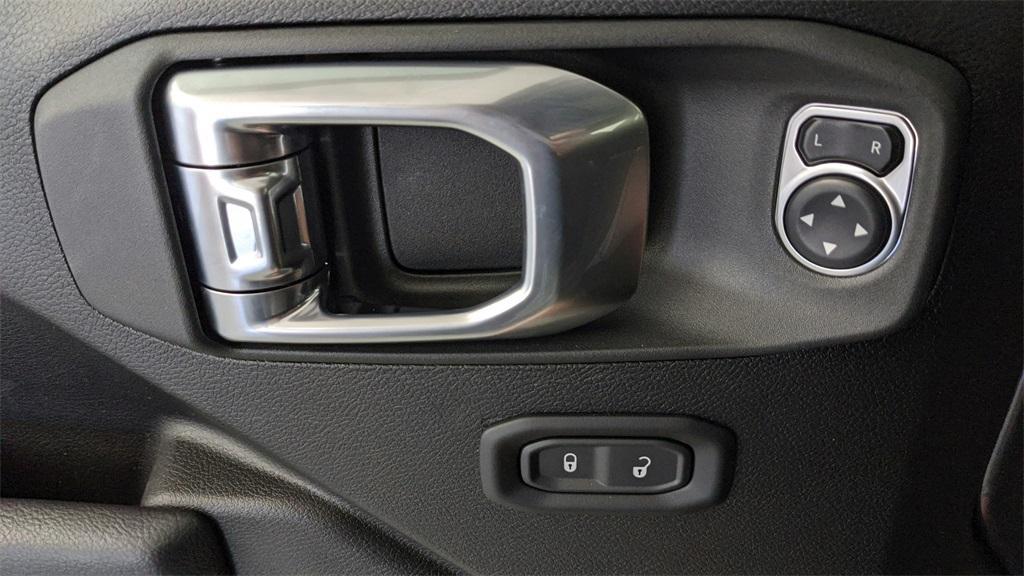 new 2025 Jeep Gladiator car, priced at $40,387