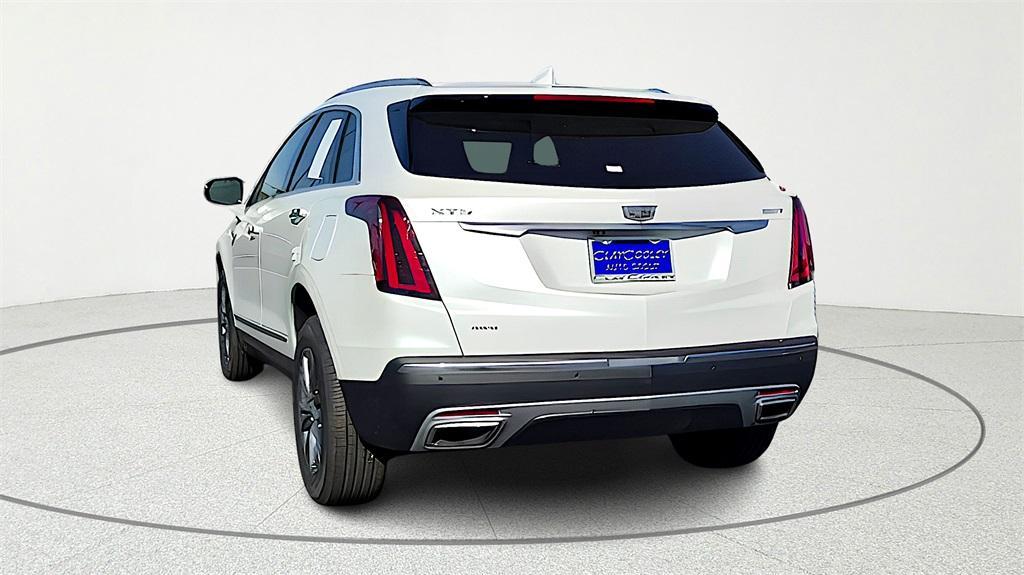used 2022 Cadillac XT5 car, priced at $29,500