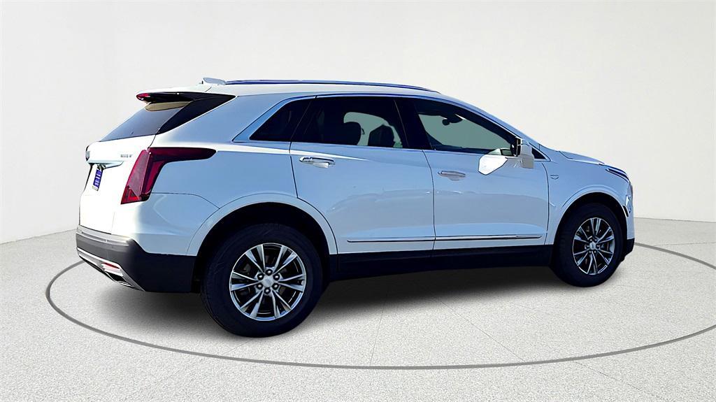 used 2022 Cadillac XT5 car, priced at $29,500