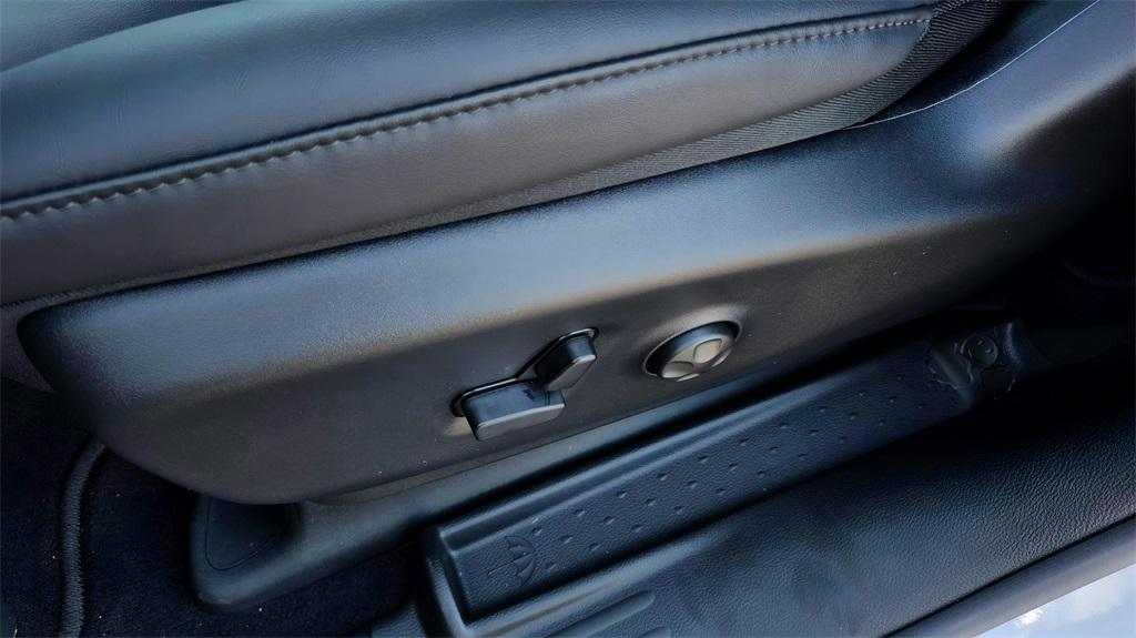 new 2026 Chrysler Pacifica car, priced at $42,126