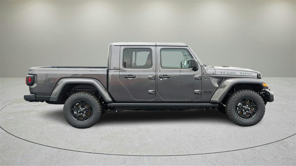 new 2025 Jeep Gladiator car, priced at $39,500