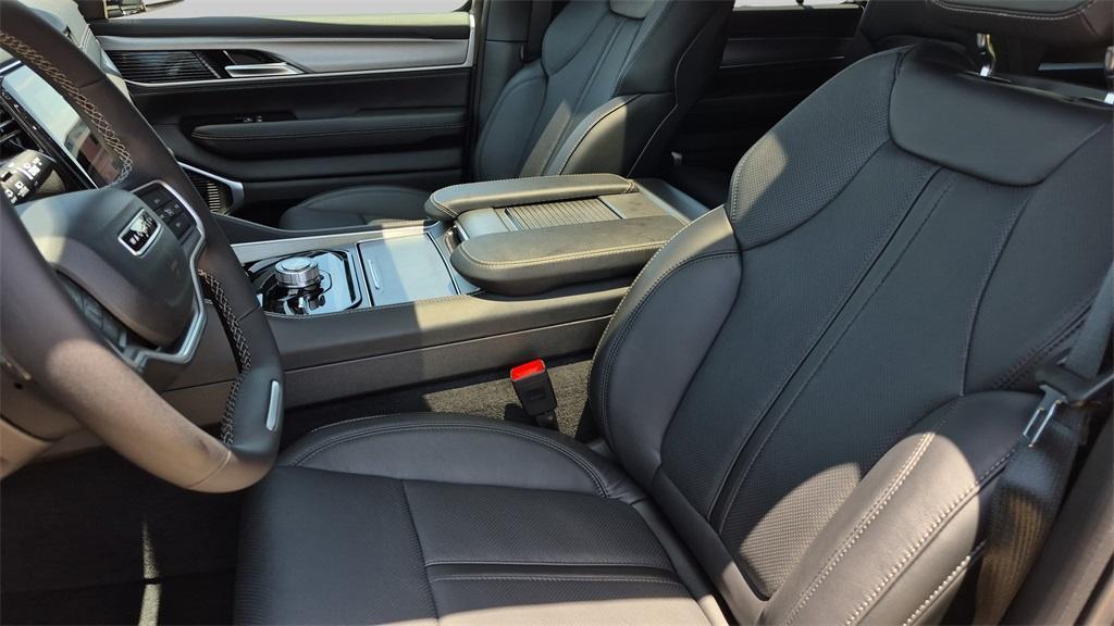 new 2025 Jeep Wagoneer car, priced at $68,500
