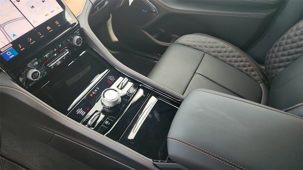 new 2025 Jeep Grand Cherokee car, priced at $60,000