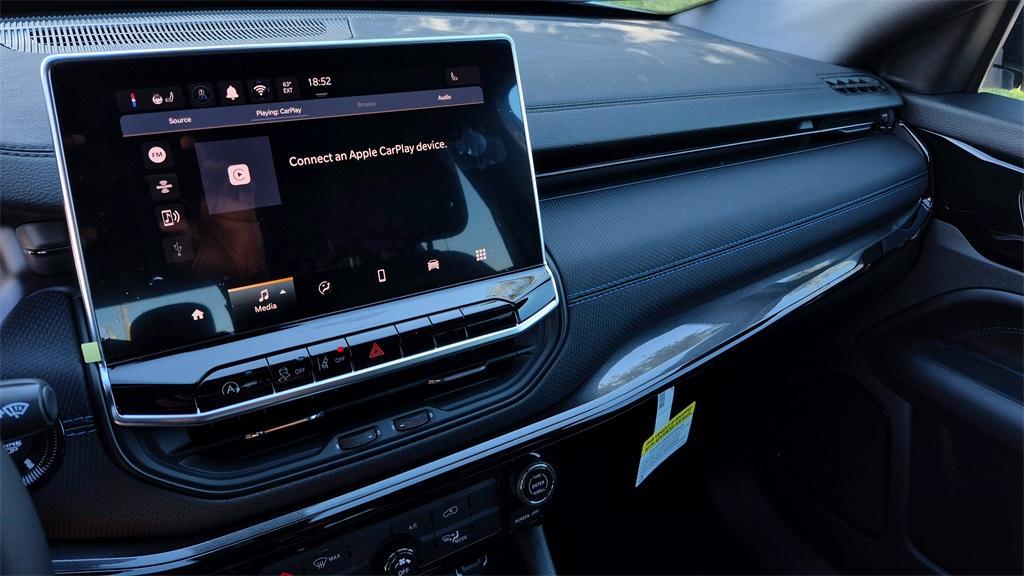 new 2026 Jeep Compass car, priced at $32,234